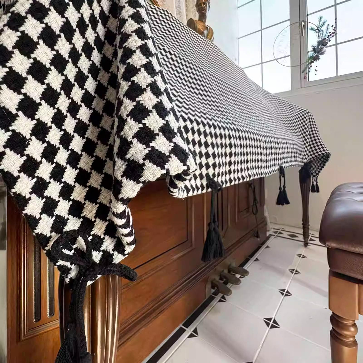 Checkered Jacquard Piano Dust Cover with Tassels: Elegant Piano Protector
