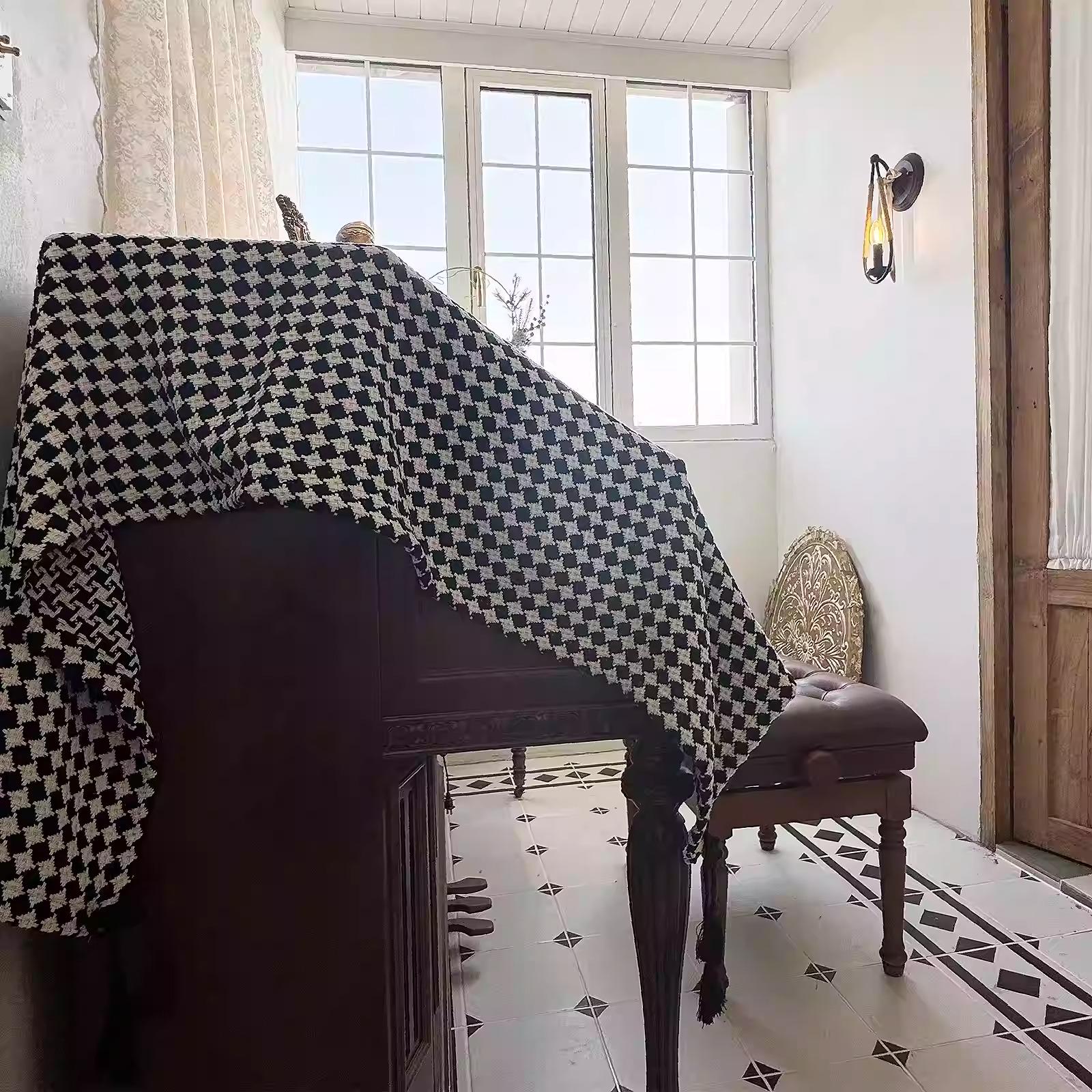 Checkered Jacquard Piano Dust Cover with Tassels: Elegant Piano Protector