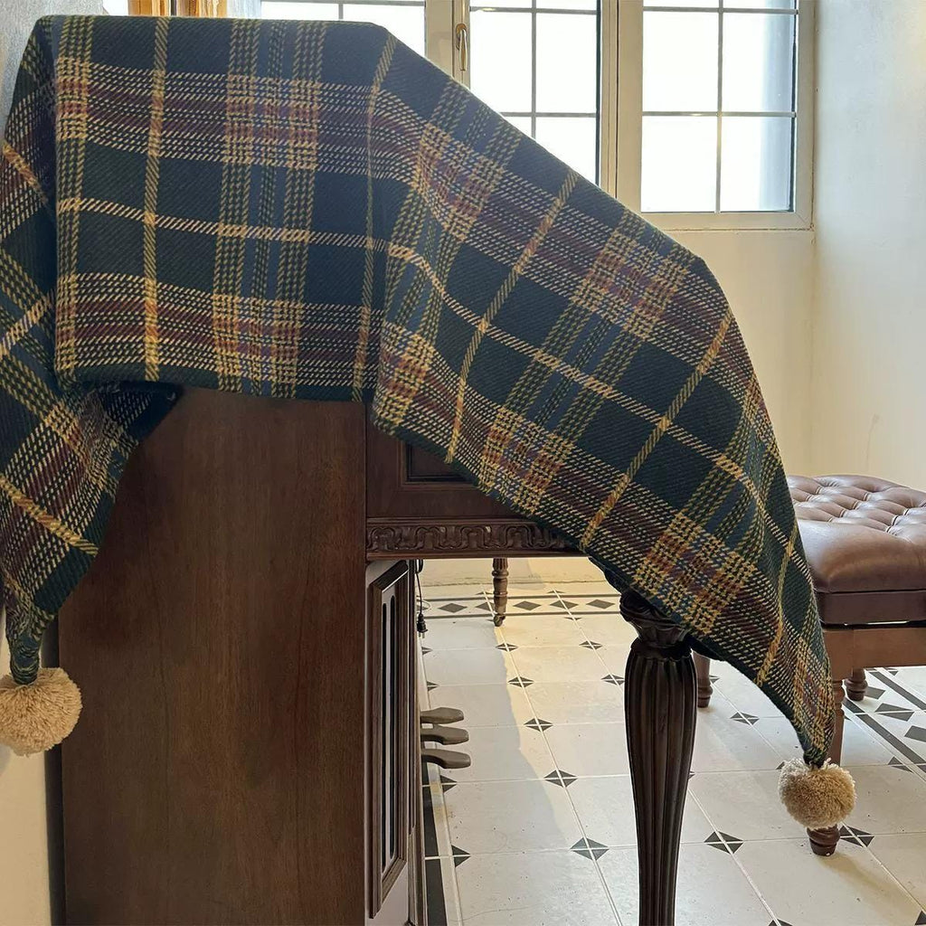 Wool Blend Tartan Piano Cover: British Plaid Piano Throw - 140x200cm