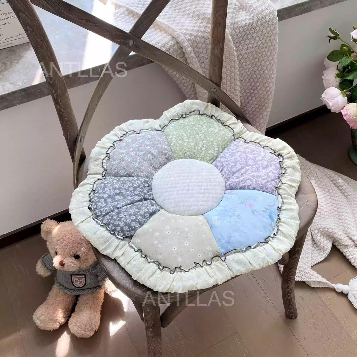 Handmade Floral Patchwork Seat Cushion: Cotton Seat Pad, Anti-Slip Floor Mat