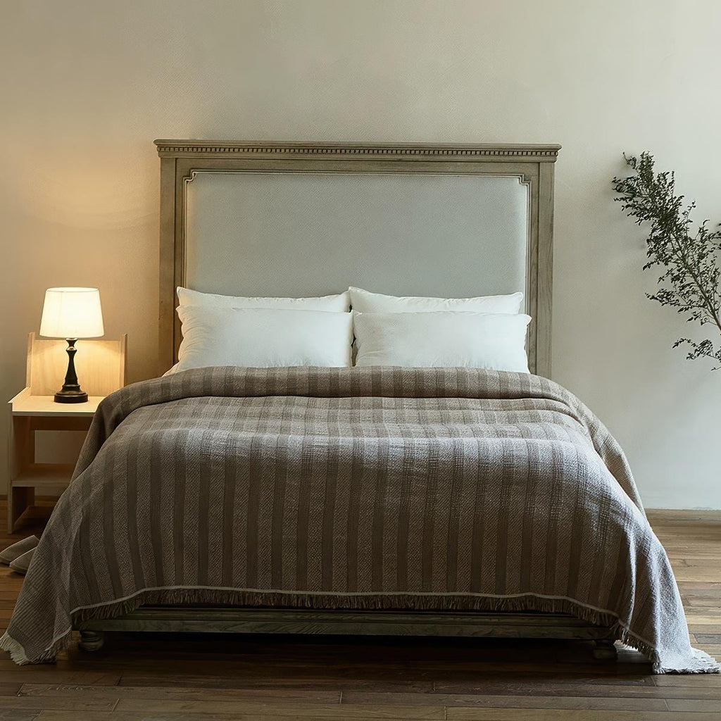 Oversized Linen Cotton Bed Throw: Jacquard Woven Frayed Blanket (245x250cm)