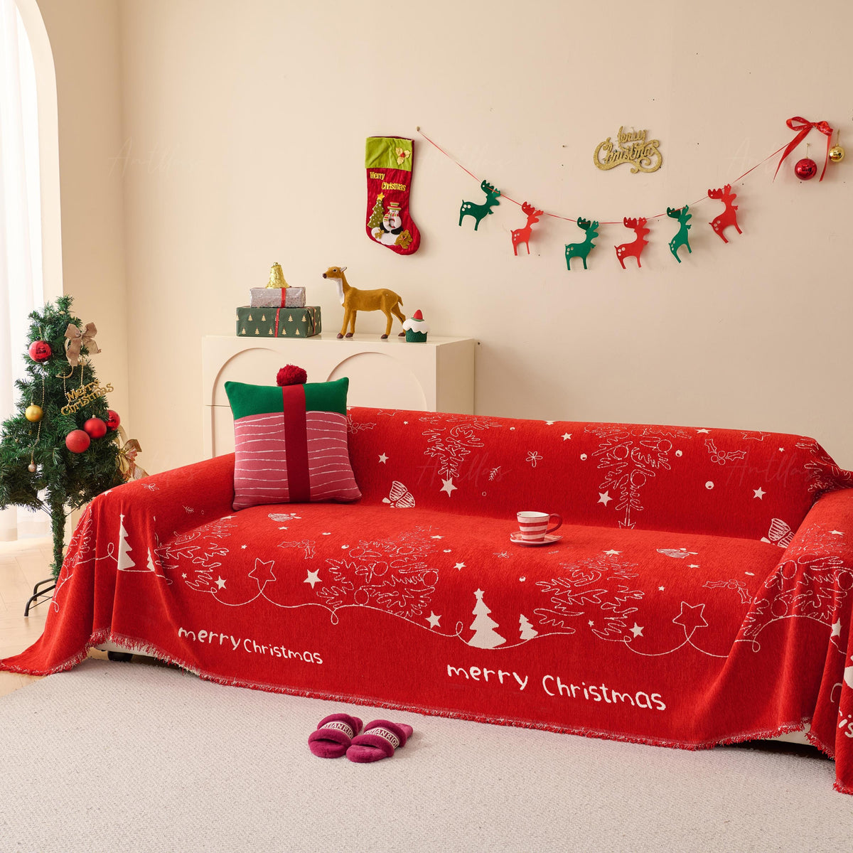 Reversible Chenille Christmas Throw Blanket | Red & White Sofa Cover