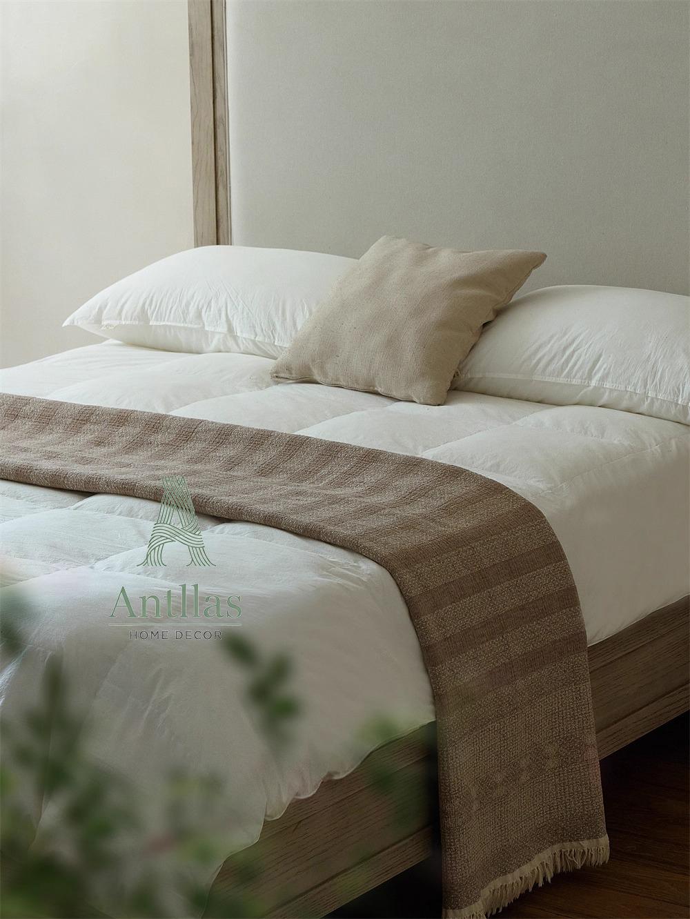 Oversized Linen Cotton Bed Throw: Jacquard Woven Frayed Blanket (245x250cm)