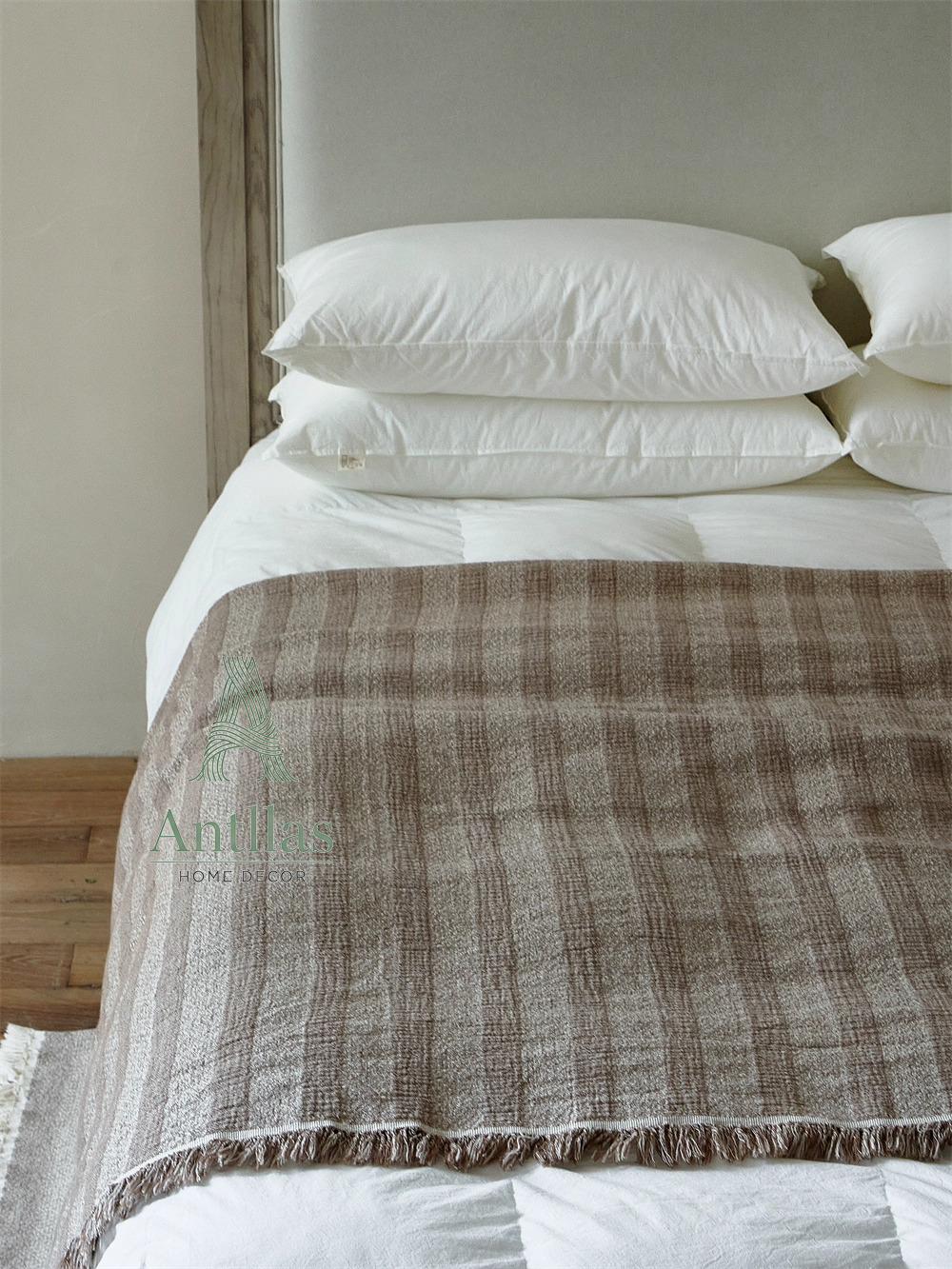 Oversized Linen Cotton Bed Throw: Jacquard Woven Frayed Blanket (245x250cm)