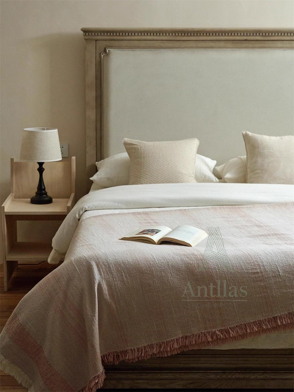 Dusty Pink Jacquard Woven Throw: Linen Cotton Woven Frayed Blanket (245x250cm)
