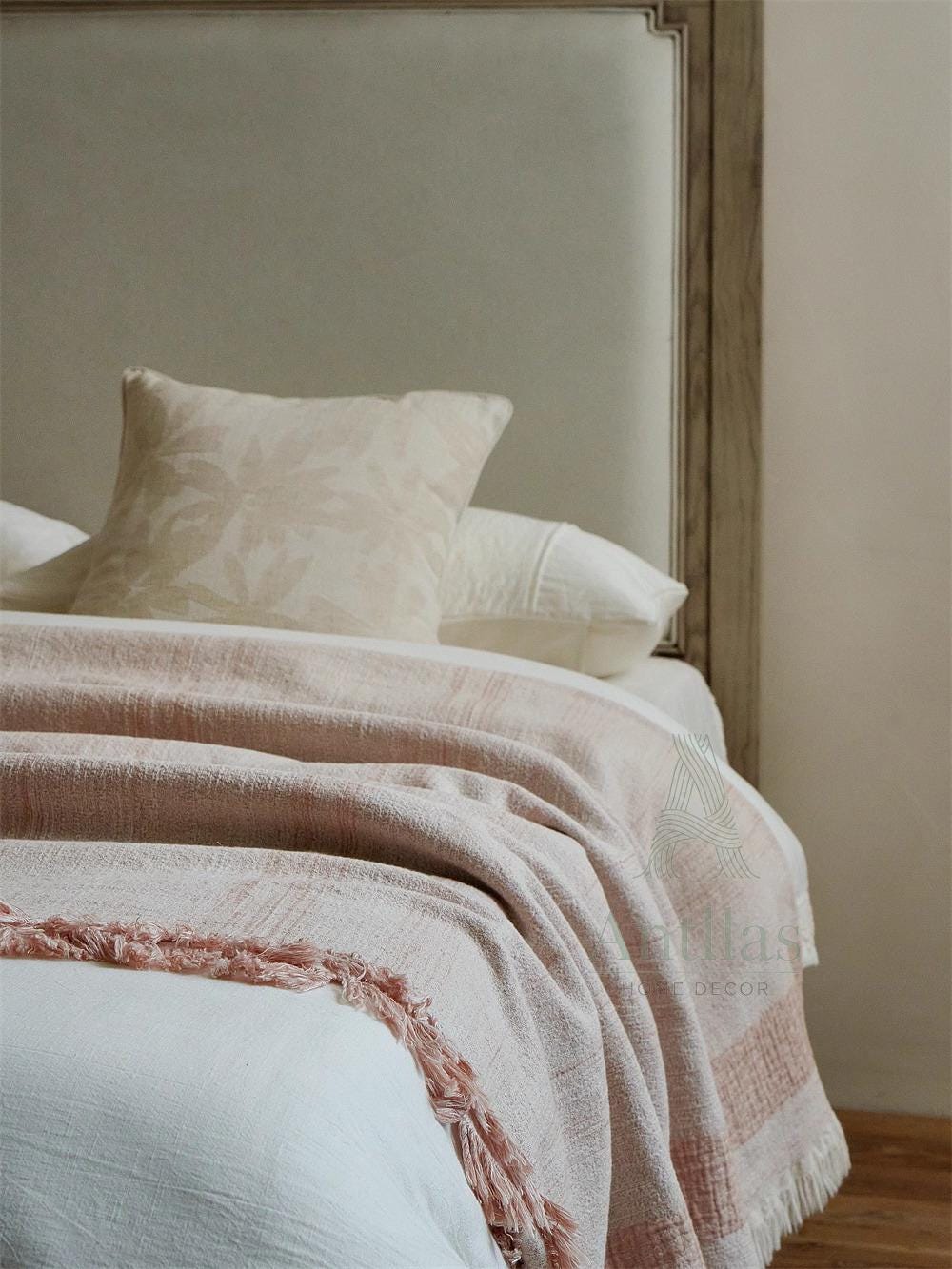 Dusty Pink Jacquard Woven Throw: Linen Cotton Woven Frayed Blanket (245x250cm)