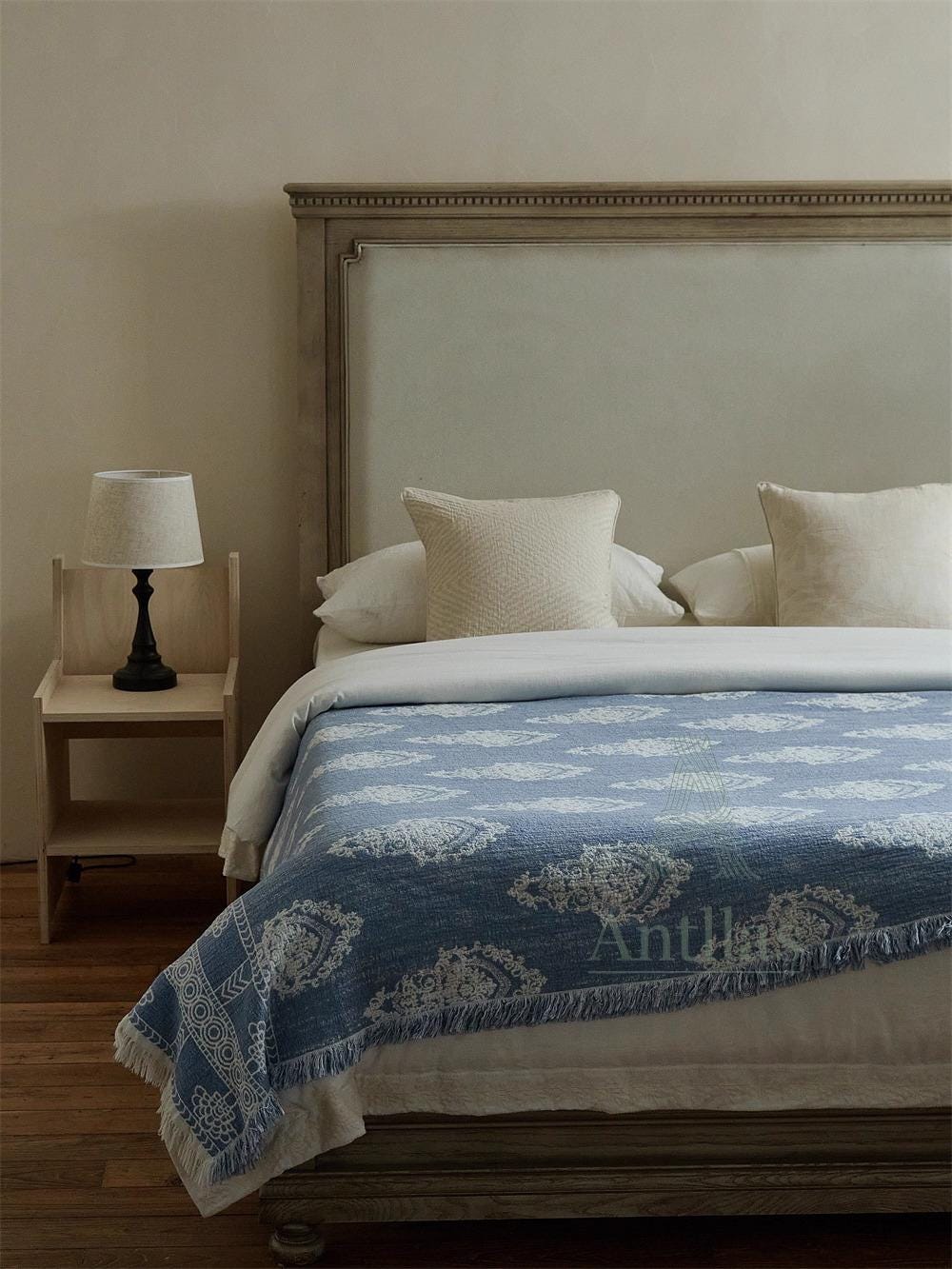 Blue and White Jacquard Woven Blanket - 245x250cm (96"x98") Cotton Linen Bedspread