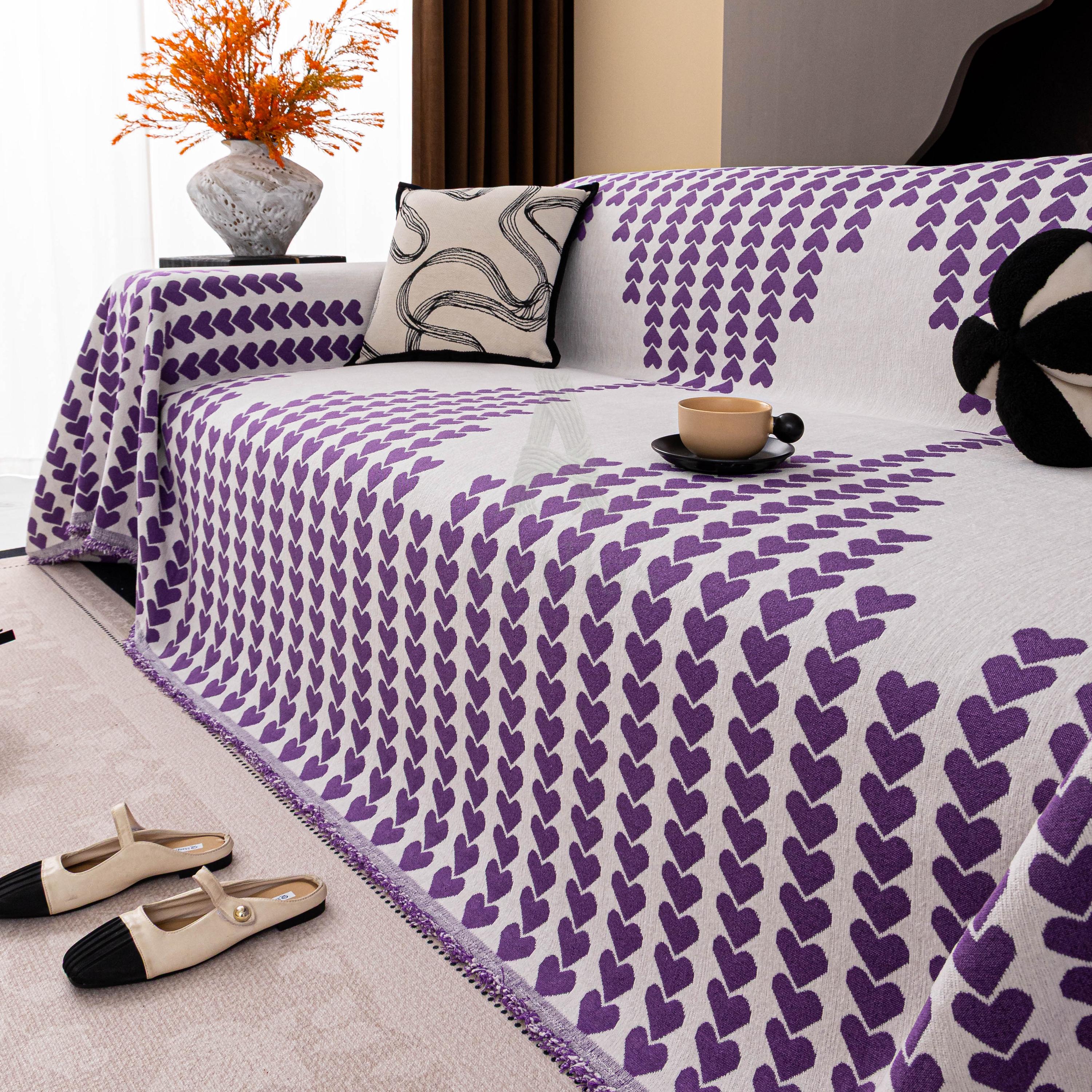 Purple Heart Chenille Sofa Throw Blanket, Jacquard Couch Cover, Romantic Gift