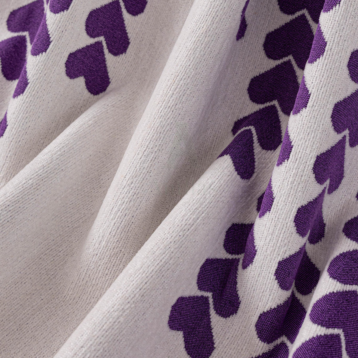 Purple Heart Chenille Sofa Throw Blanket, Jacquard Couch Cover, Romantic Gift