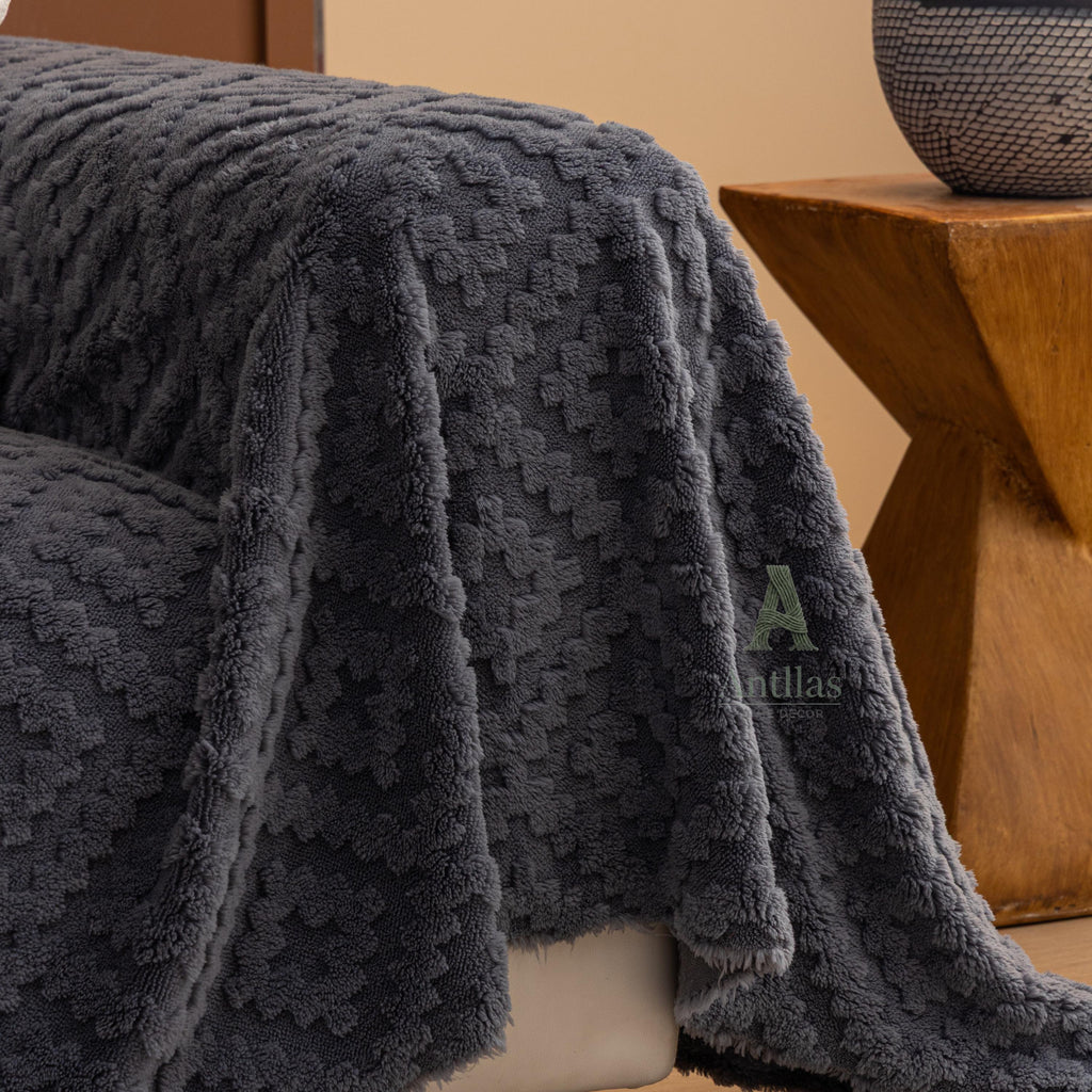 Plush Fleece Sofa Throw, Heavyweight Teddy Blanket, Zero Shedding Couch Cover