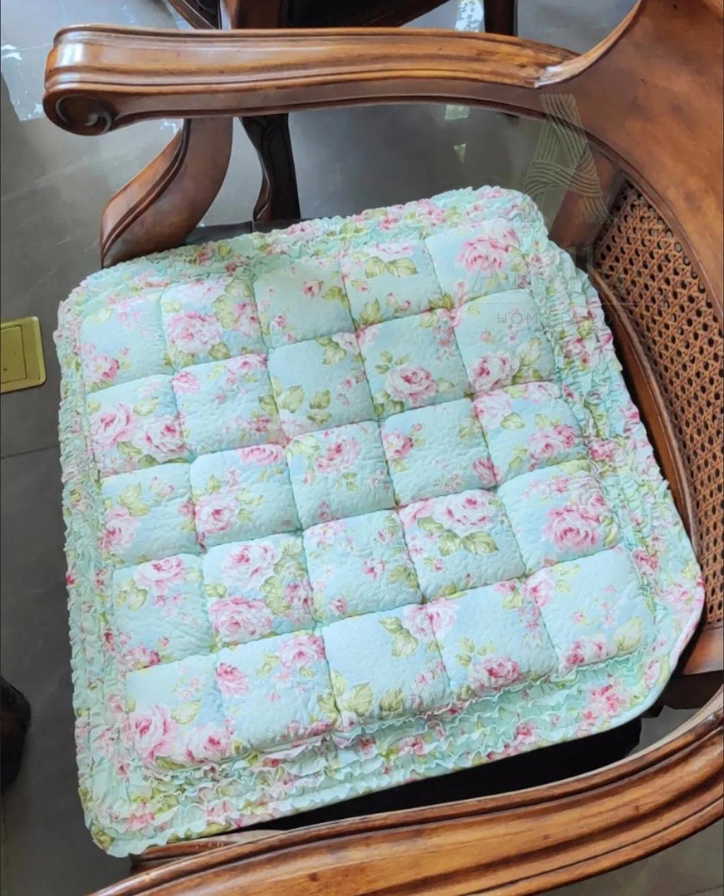 Handmade Patchwork Cotton Seat Cushion: Boho Floral Quilted Pad