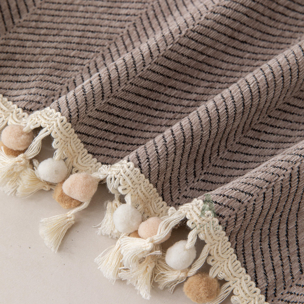 Thick Chenille Sofa Cover, Geometric Tufted Throw Blanket with Tassels, Couch Protector