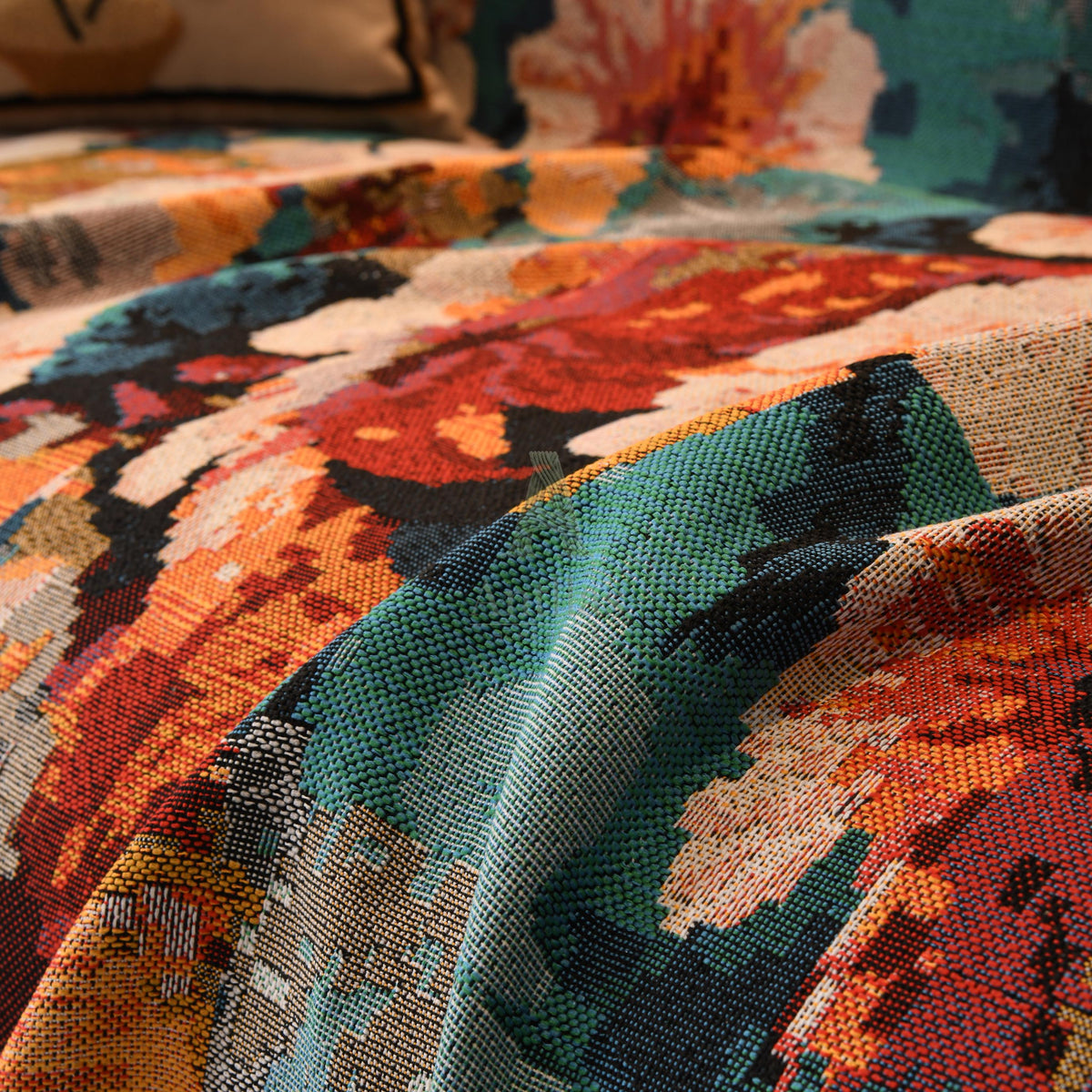 Colorful Italian Rose Sofa Cover, Romantic Floral Woven Throw Blanket, Fringe Couch Slipcover, Vibrant Tapestry Drape