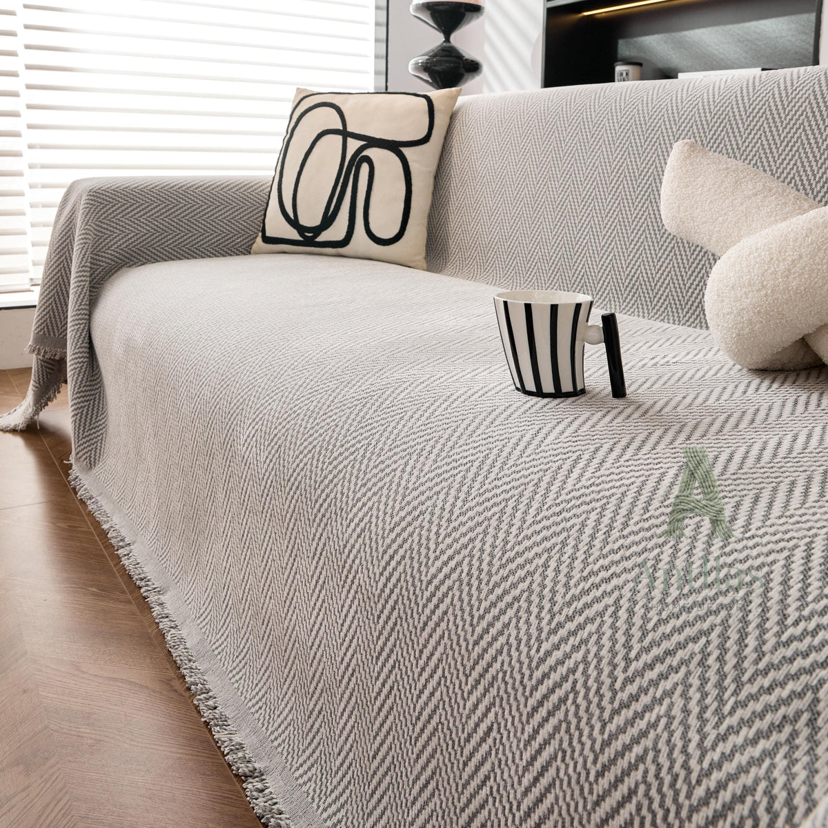 Vibrant Chevron Sofa Cover, Woven Herringbone Couch Throw, Boho Fringe Blanket, Geometric Slipcover for Instant Makeover