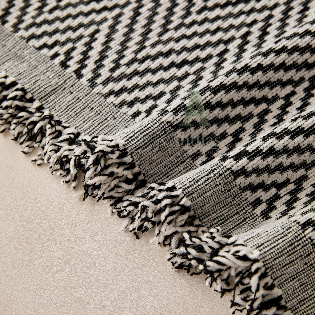 Vibrant Chevron Sofa Cover, Woven Herringbone Couch Throw, Boho Fringe Blanket, Geometric Slipcover for Instant Makeover
