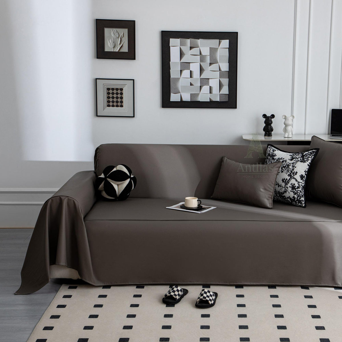 Matte Faux Leather Sofa Cover, Waterproof Cat Scratch Couch Throw, Pet Friendly Sofa Protector Blanket