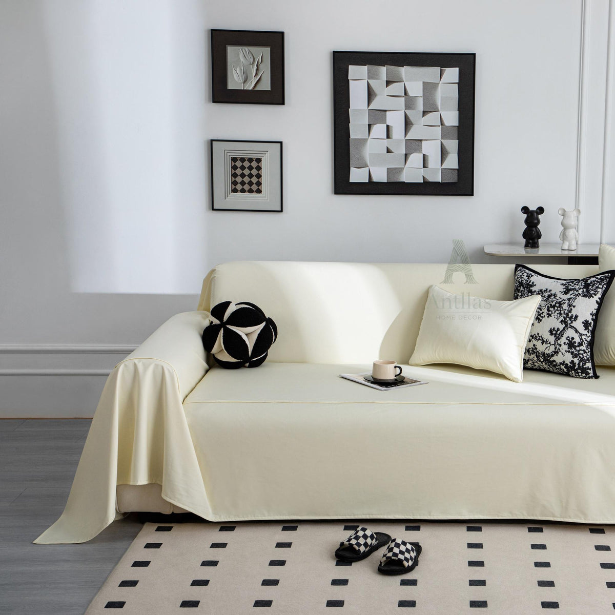 Matte Faux Leather Sofa Cover, Waterproof Cat Scratch Couch Throw, Pet Friendly Sofa Protector Blanket