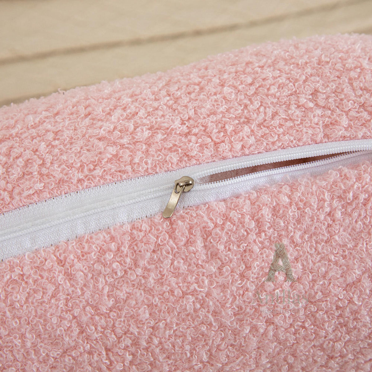 Teddy Fleece Headboard Cushion, Fluffy Tufted Reading Pillow, Anti-Collision Bed Bumper, Upholstered Boucle Backrest, Cozy Bedroom Decor